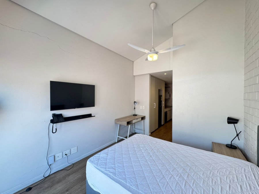 1 Bedroom Property for Sale in Woodstock Western Cape